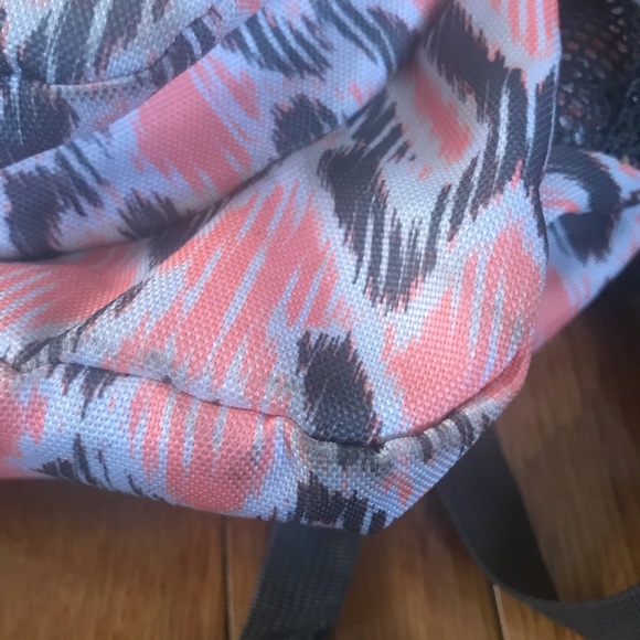 Trans By JanSport 17" SuperMax Backpack Gray/Coral - Picture 8 of 8